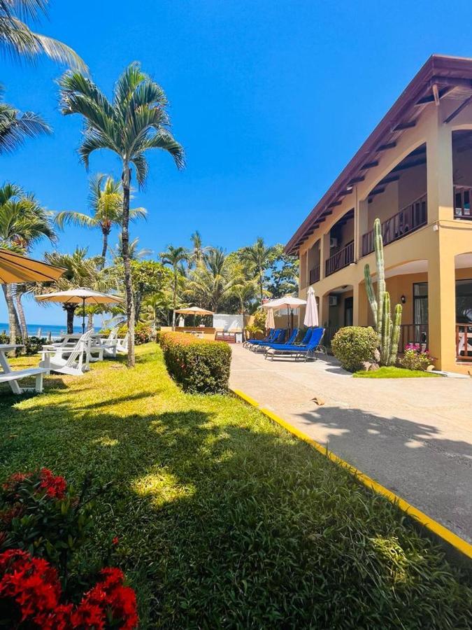 The Backyard Beachfront Hotel Jaco Luaran gambar